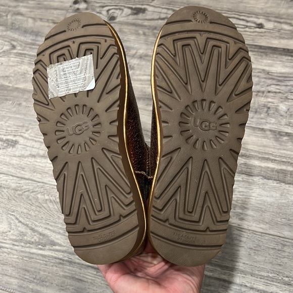 New UGG Bronze Classic Mini Metallic Sparkle Boots - Picture 9 of 12